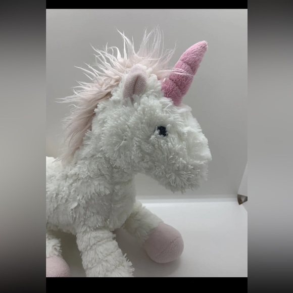 First Impressions 2017 Macy's White Pink Unicorn Used Condition - Picture 2 of 12